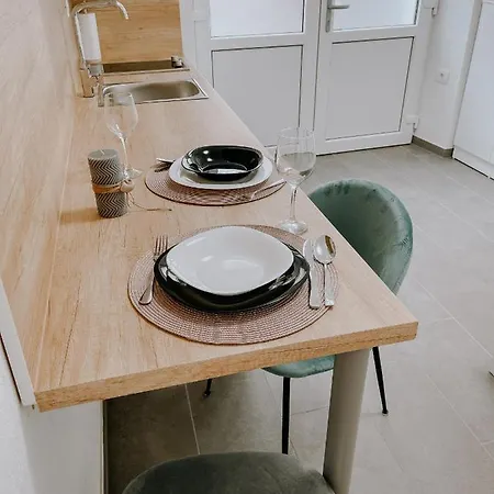 شقة Labi's بيران